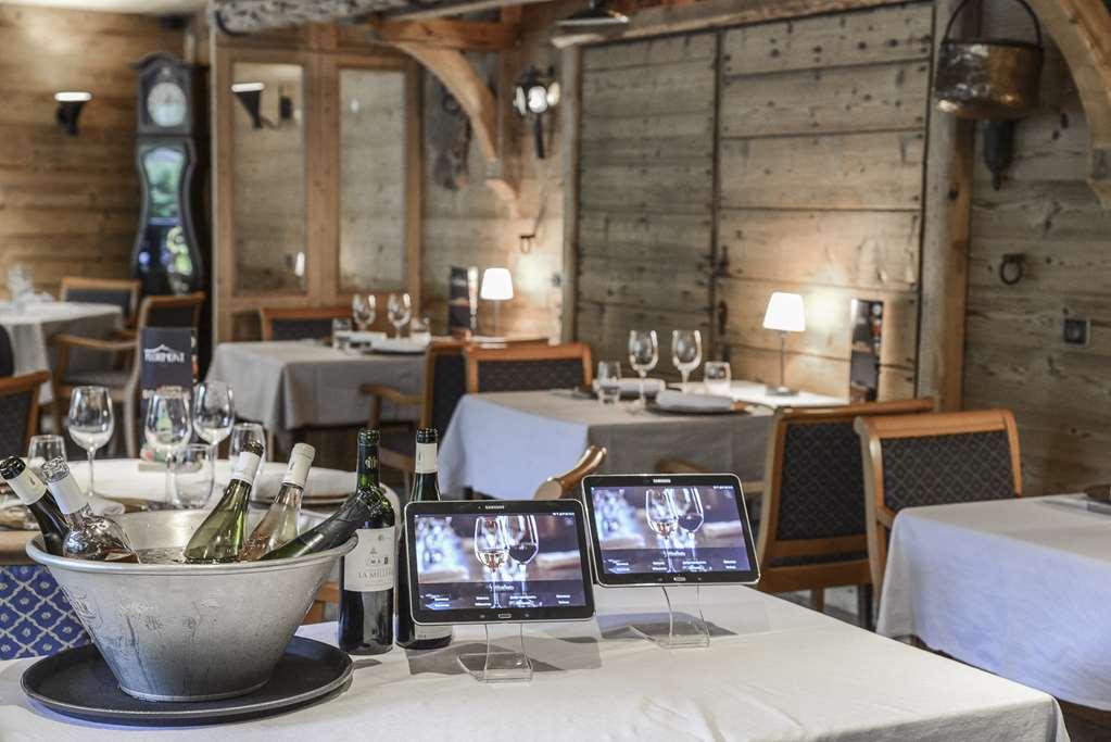 Brit Hotel Florimont Saint-Ferréol Restaurant foto