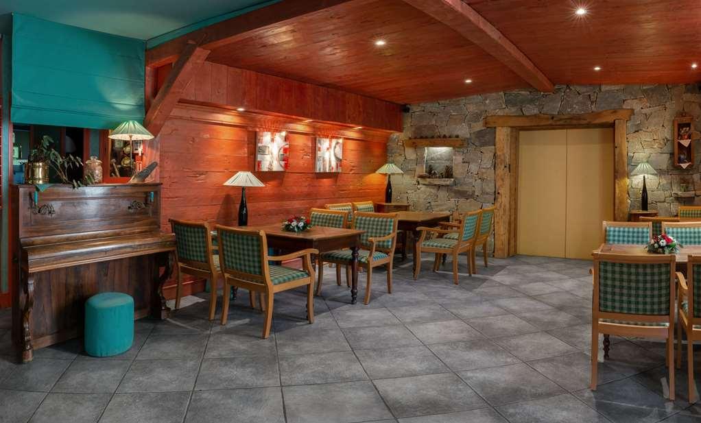 Brit Hotel Florimont Saint-Ferréol Restaurant foto